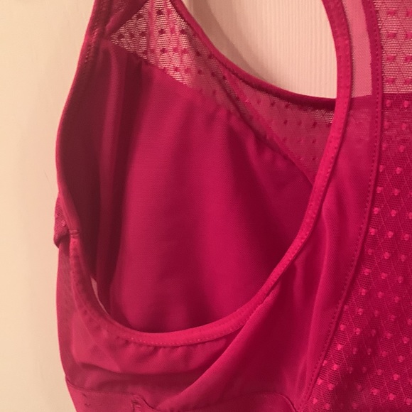 Large Victoria Sport Dark Pink Sports Bra Victoria’s - Picture 5 of 6